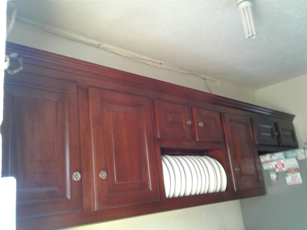 Gabinete platero en madera Foto 7258152-3.jpg