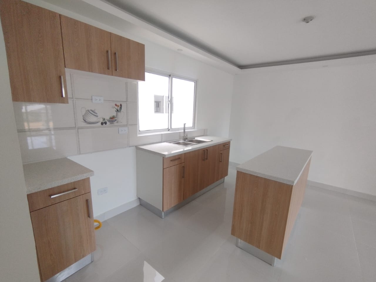 Se alquila apartamento ubicado en Filadelfia IX Foto 7261184-3.jpg