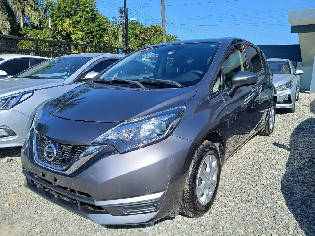 VENDO NISSAN NOTE 2019  FINANCIAMIENTO DISPONIBLE Foto 7262235-3.jpg