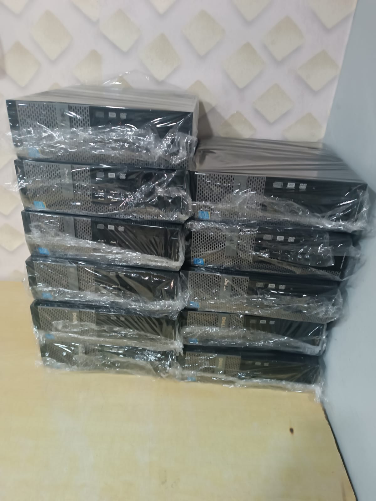 PC DELL i5 CPU o Completa  Desde RD3850  Envio Gratis Foto 7266793-2.jpg