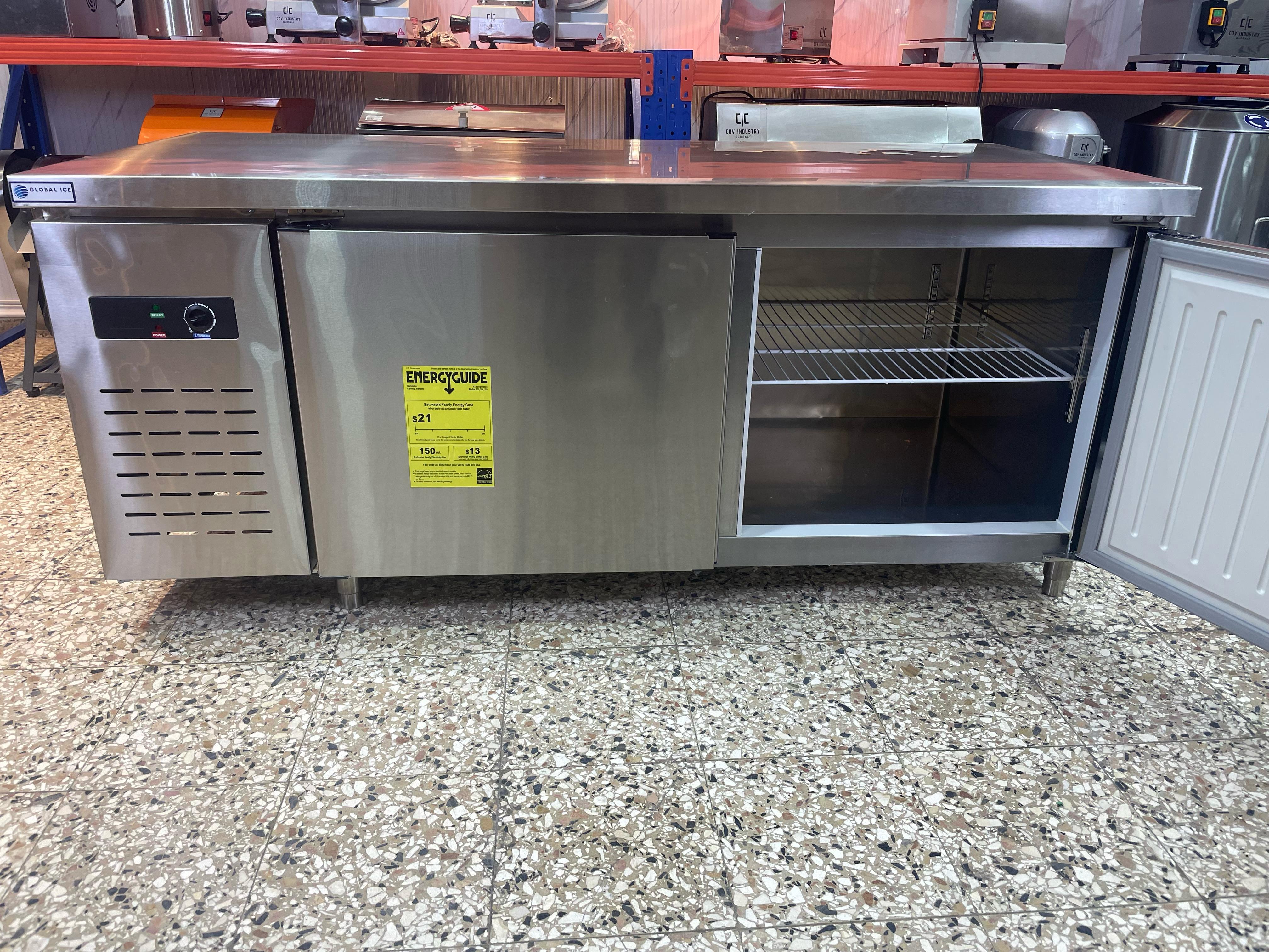 Mesa de trabajo para cocina con refrigerador de acero inoxidable Foto 7269260-6.jpg