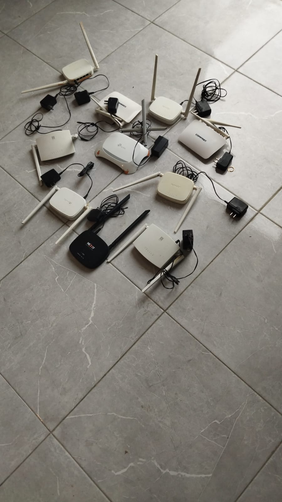 LOTE DE EQUIPOS UBIQUITI EN VENTA en San José de Ocoa Foto 7270076-10.jpg