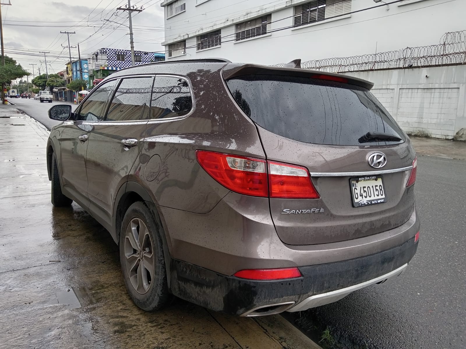 2014 Hyundai grand santa fe - 3 filas asientos Foto 7270669-6.jpg
