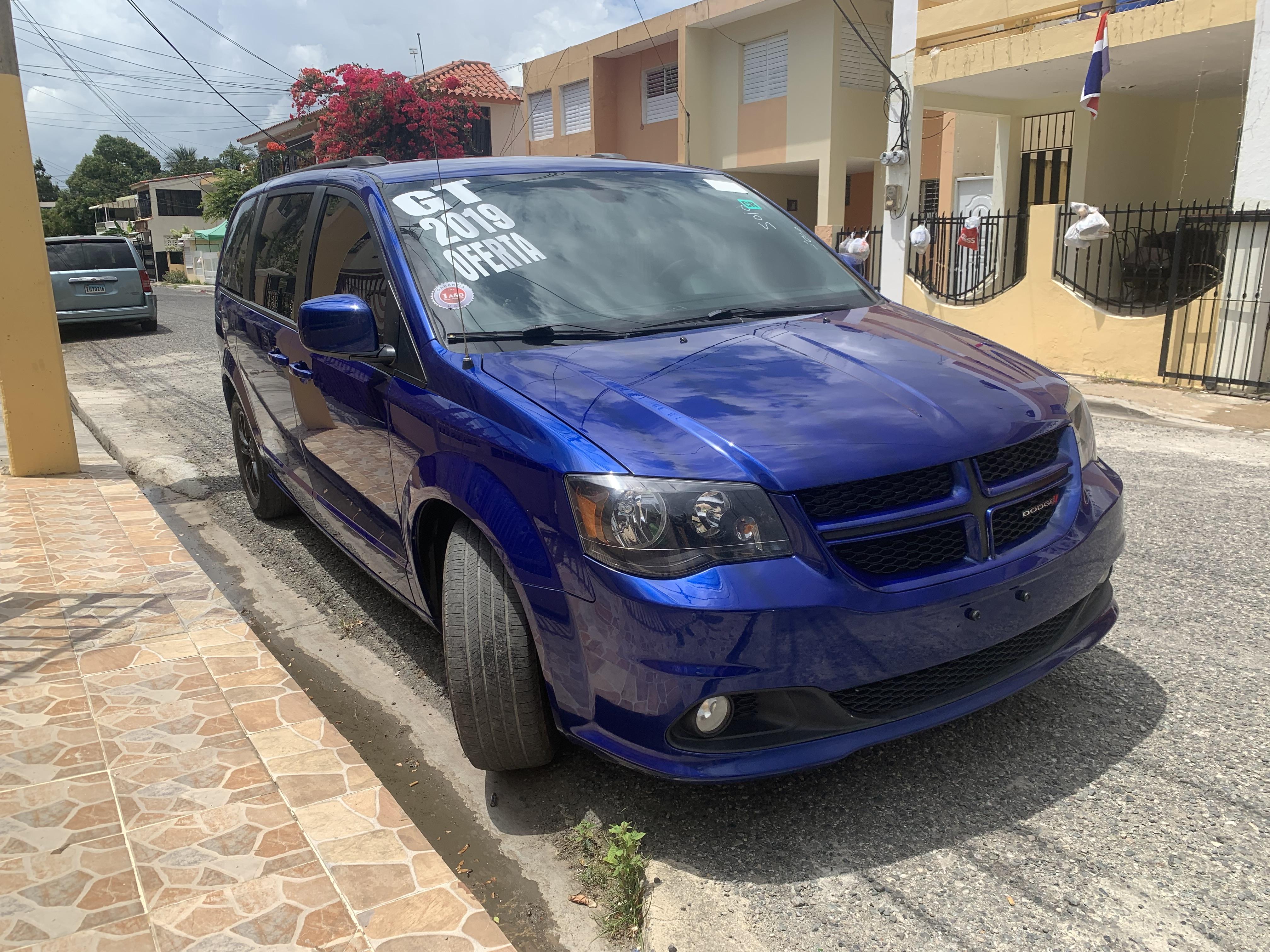 DODGE grand CARAVAN 2019 Foto 7271324-2.jpg