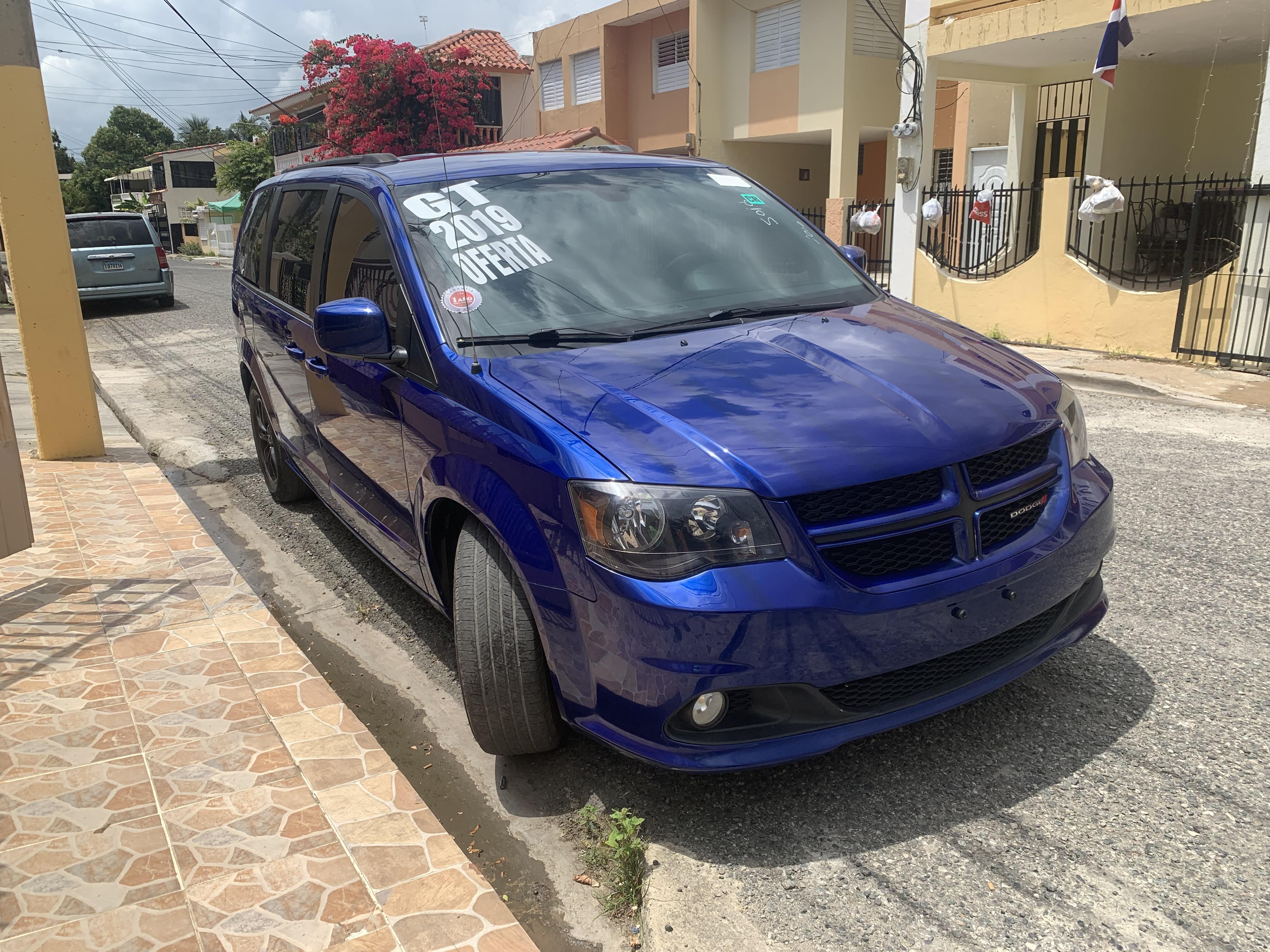 DODGE grand CARAVAN 2019 Foto 7271324-3.jpg