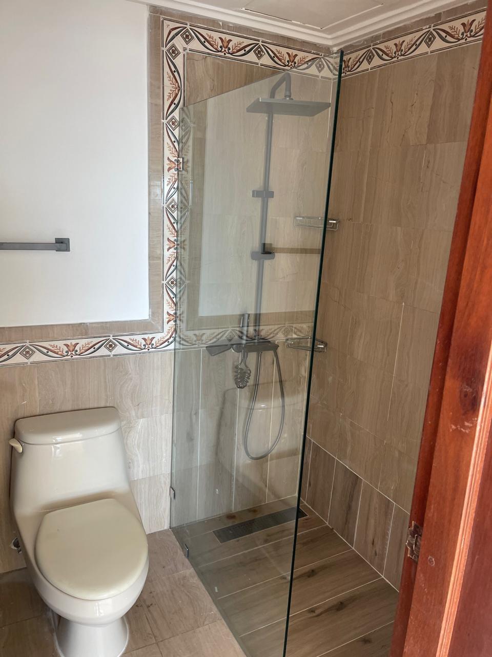 Apartamento de 2 Habitaciones en Venta en el Malecón.  Foto 7272585-3.jpg