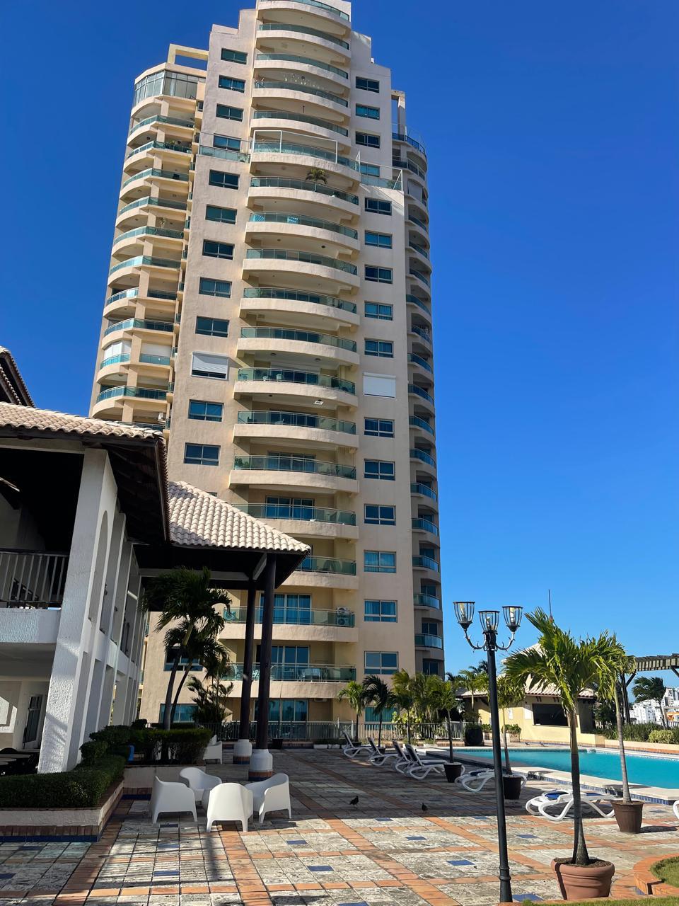 Apartamento de 2 Habitaciones en Venta en el Malecón.  Foto 7272585-4.jpg