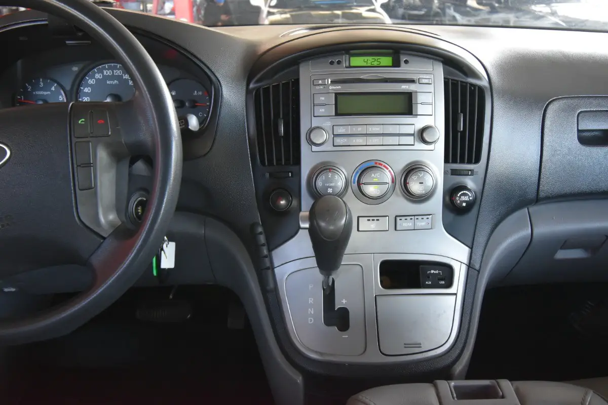 HYUNDAI GRAND STAREX CVX 2014 Foto 7274094-10.jpg