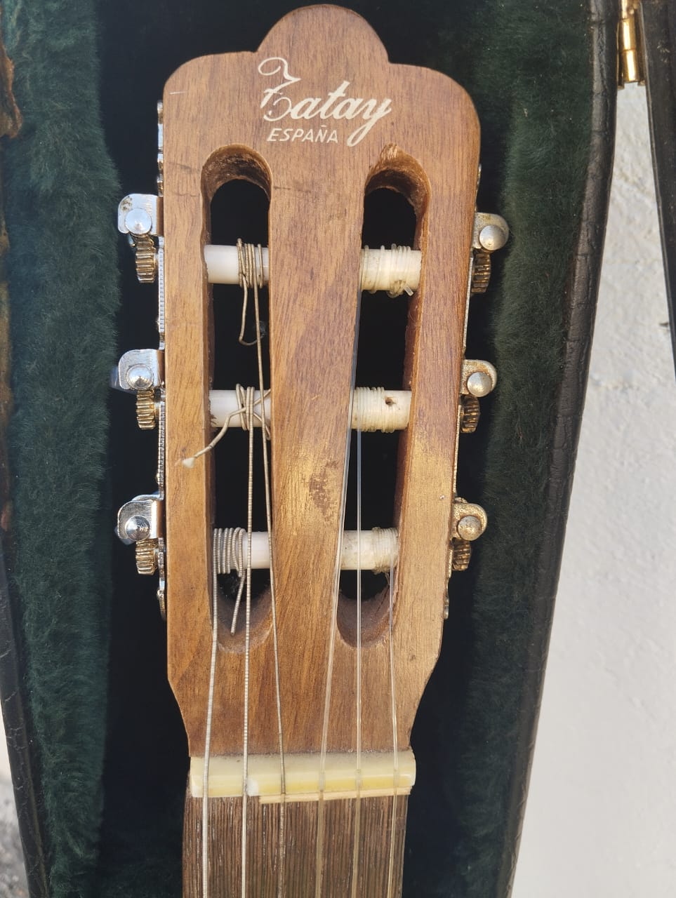 Guitarra Española Vicente Tatay con Forro Duro Foto 7274451-6.jpg