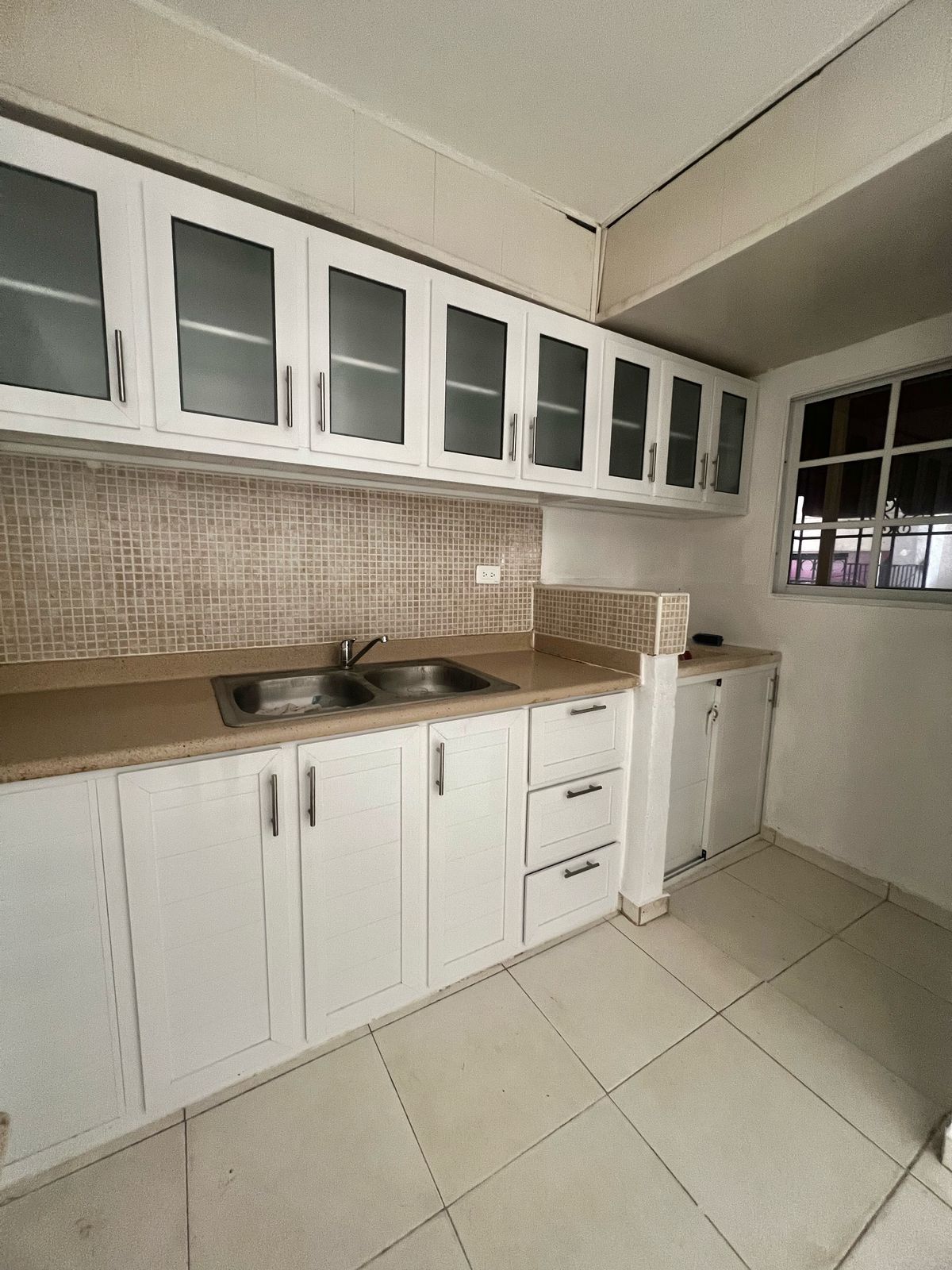 ALQUILO APARTAMENTO EN CARMEN RENATA 3 Foto 7274468-2.jpg