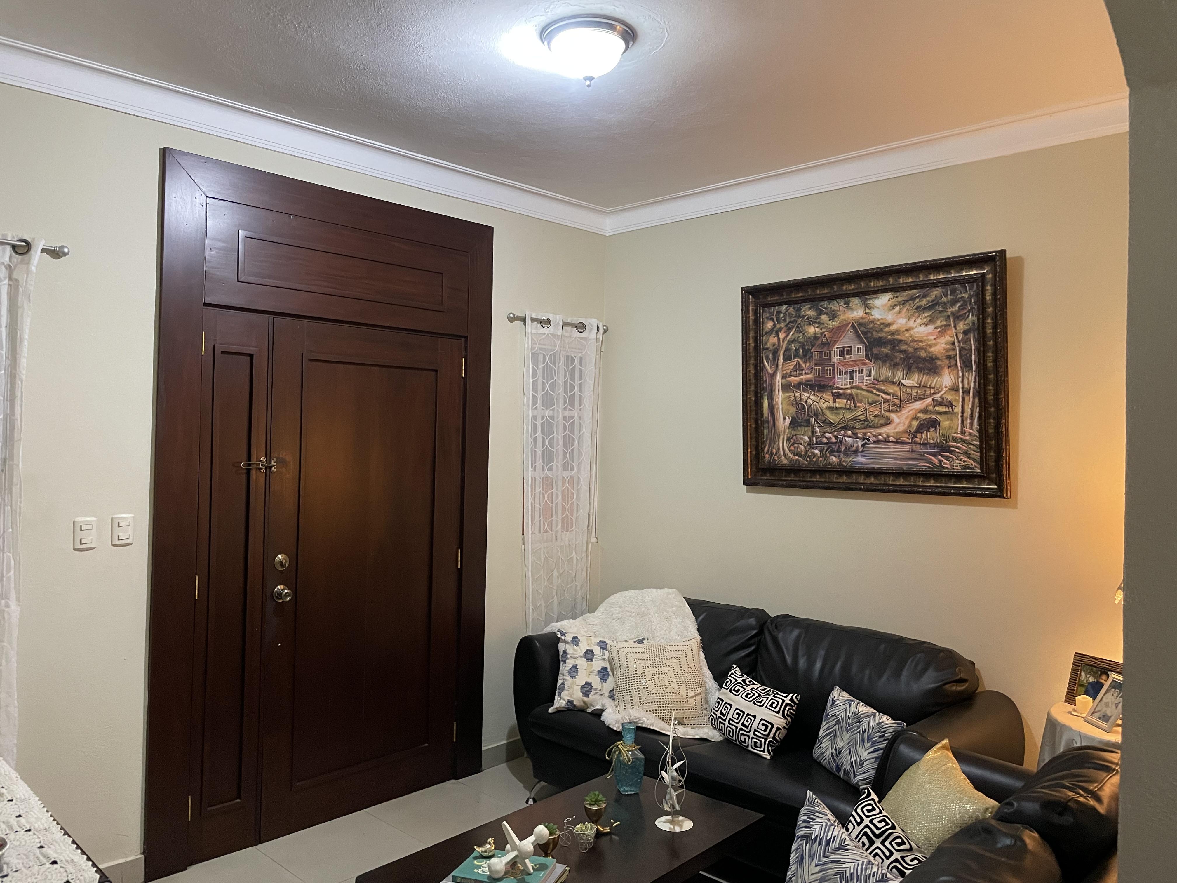 De Oportunidad Casa en Gurabo a 25 Metros de la carretera Luperon  Foto 7274573-3.jpg