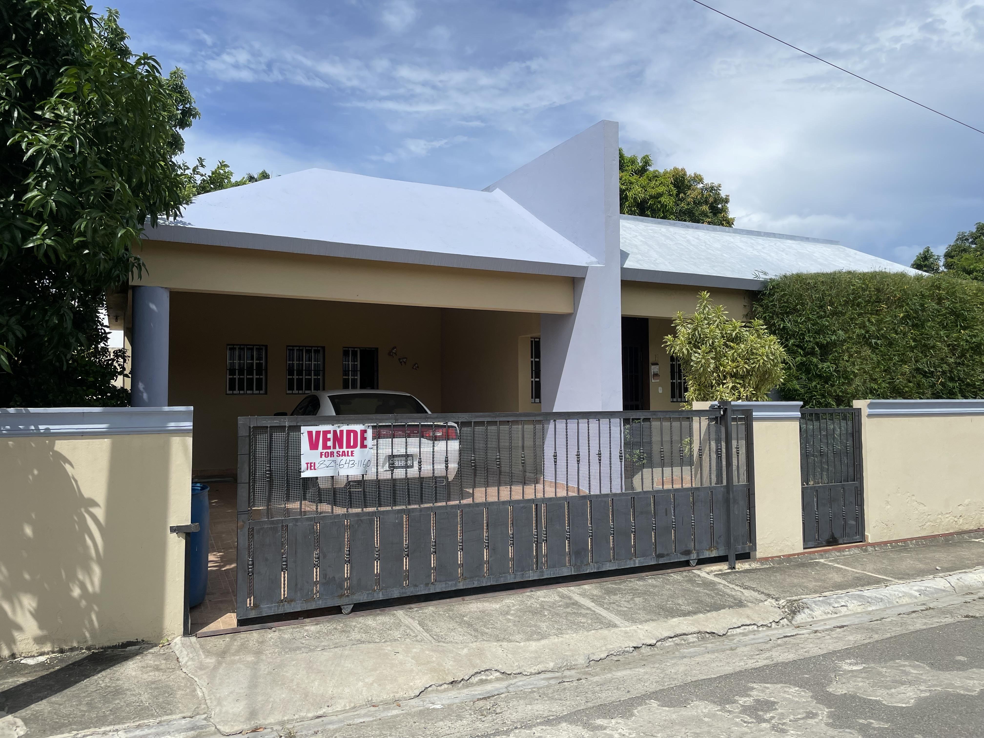 De Oportunidad Casa en Gurabo a 25 Metros de la carretera Luperon  Foto 7274573-9.jpg