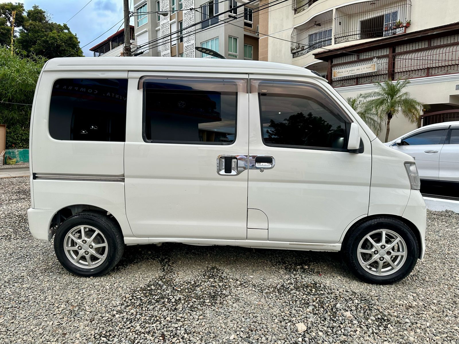 Daihatsu Hijet 2016 Foto 7274668-3.jpg