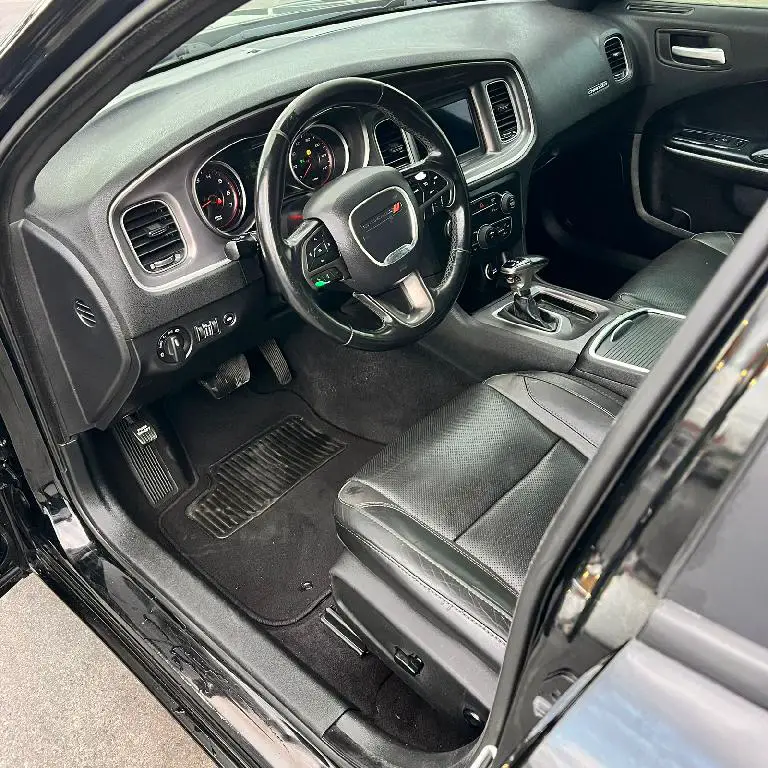 Dodge Charger SXT 2019 Foto 7274933-6.jpg