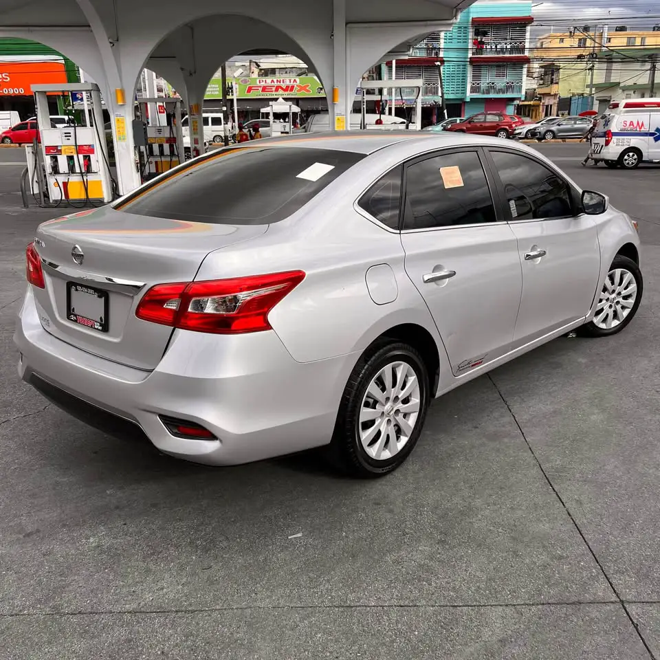 Nissan Sentra 2019  Foto 7274935-5.jpg
