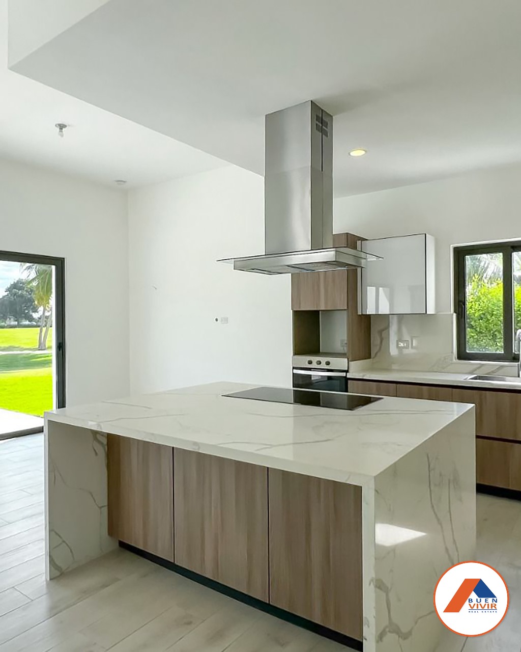 NUEVA Y MODERNA VILLA EN RES. COCOTAL PUNTA CANA Foto 7274956-4.jpg