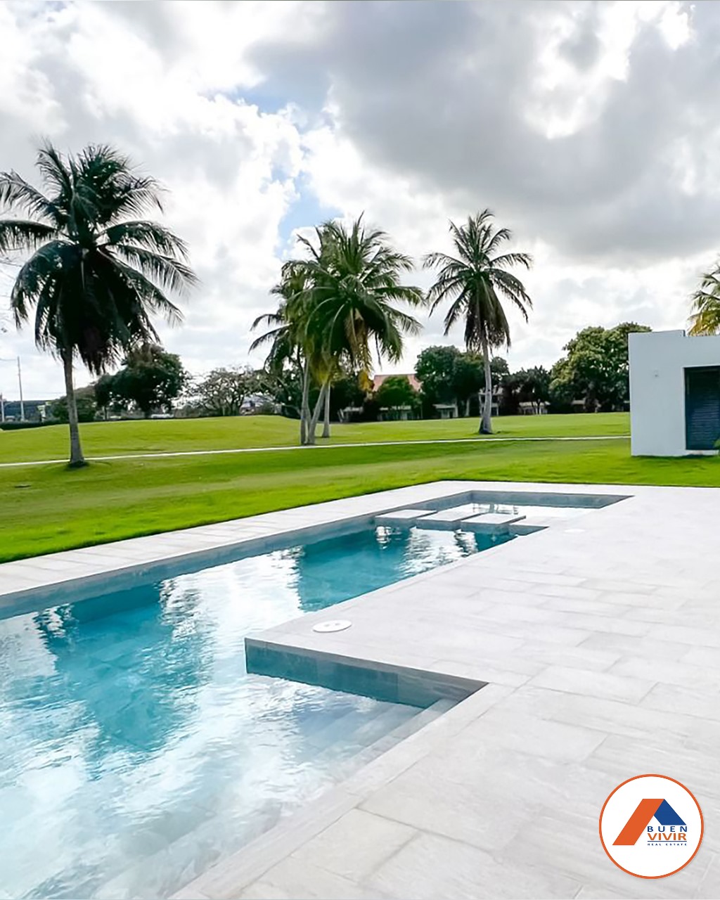 NUEVA Y MODERNA VILLA EN RES. COCOTAL PUNTA CANA Foto 7274956-5.jpg