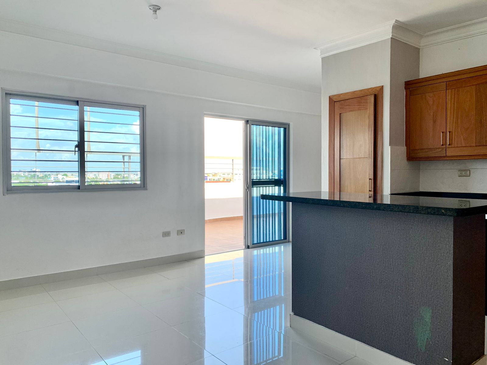 Apartamento con Terraza Privada en Venta en el Millon Foto 7274969-6.jpg