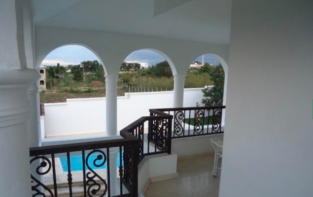 HERMOSA CASA EN VENTA URBANIZACIÓN THOMEN SANTIAGO Foto 7274997-6.jpg