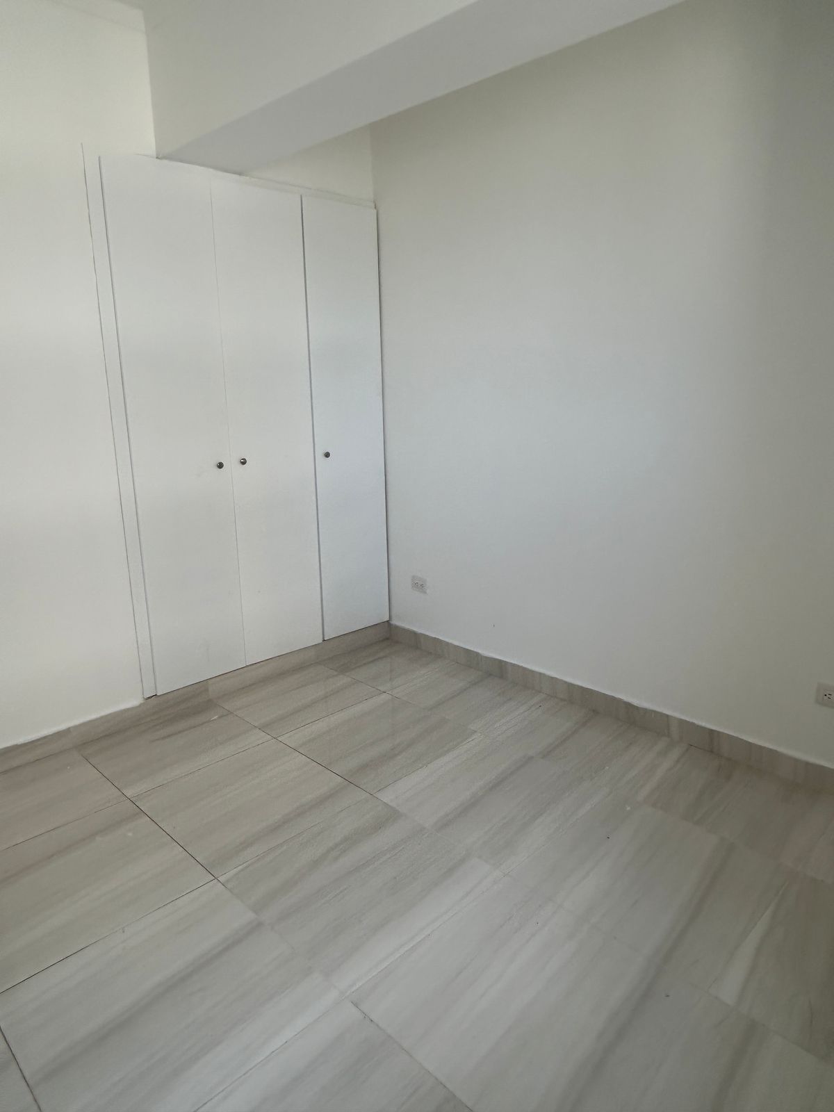 Apartamento de 3 habitaciónes en alquiler  en sector de Evaristo Moral Foto 7275038-13.jpg