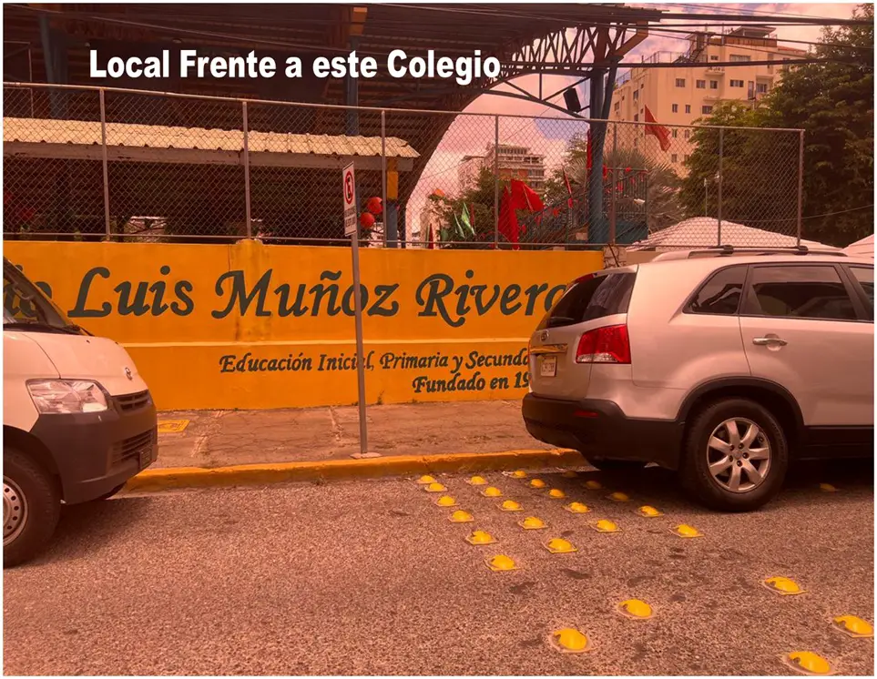ALQUILO LOCAL DE OFICINAS EN ENSANCHE NACO 74 Mts.2 3er. NIVEL Foto 7275411-12.jpg