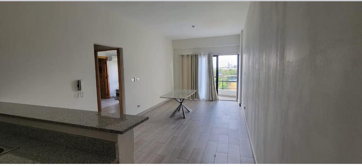 Apartamento de 2 Habitaciones en Venta en la Zona Universitaria.  Foto 7275498-3.jpg