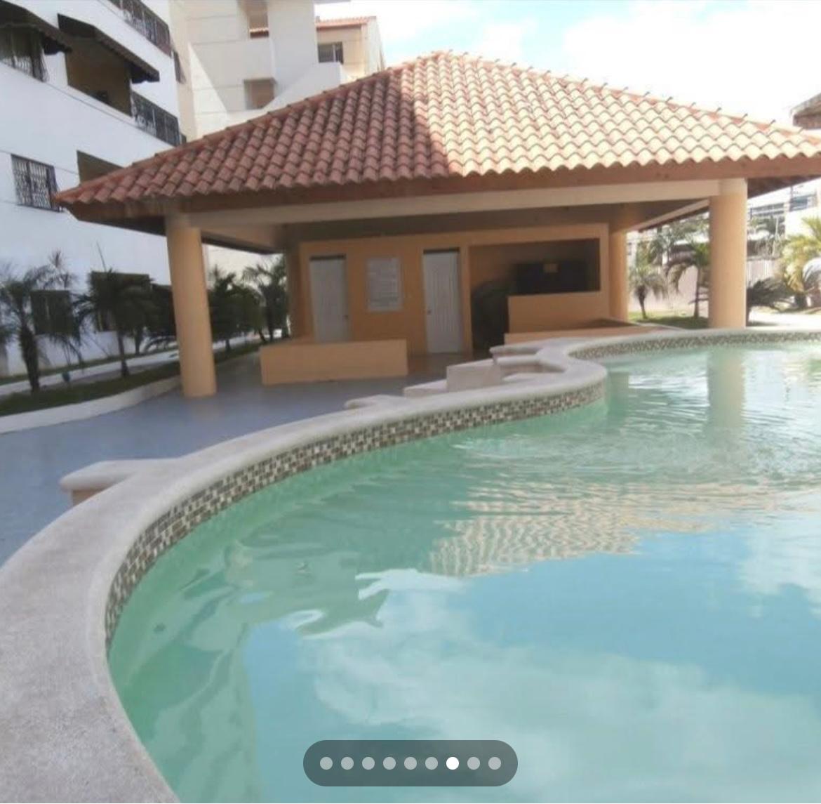 Apartamento de 3 Habitaciones en Venta en la Av. Independencia.  Foto 7275561-6.jpg