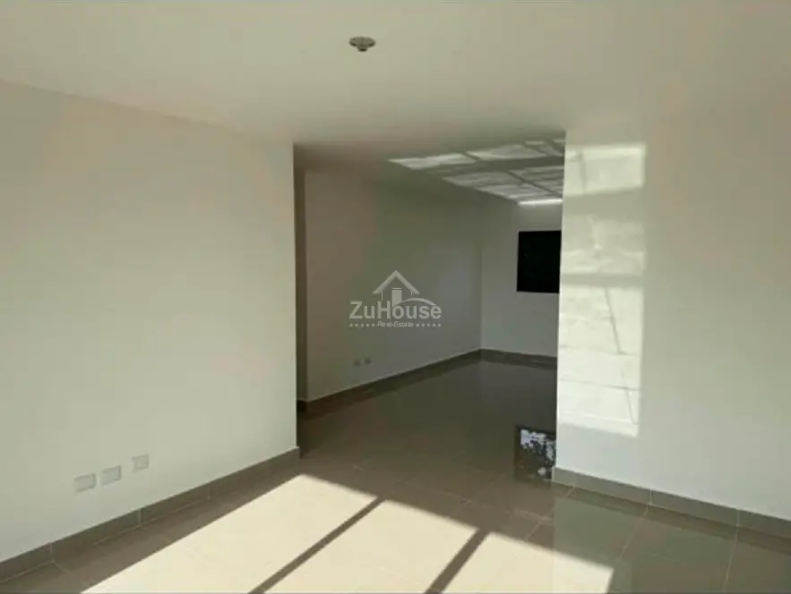 Apartamento en Alquiler en 5to piso con ascensor en la Herradura AWPA0 Foto 7275581-5.jpg