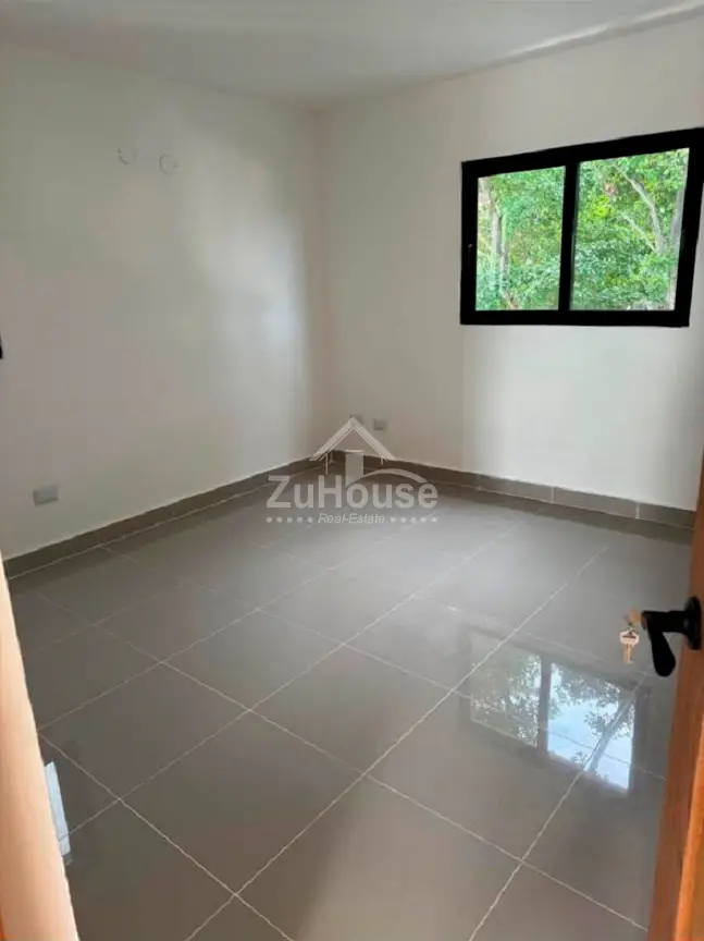 Apartamento en Alquiler en 5to piso con ascensor en la Herradura AWPA0 Foto 7275581-9.jpg