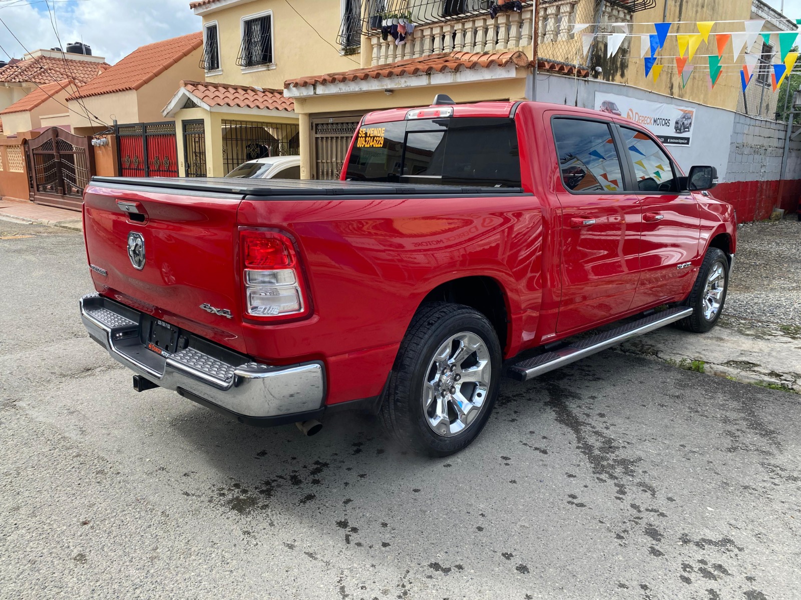 DODGE RAM 1500 BIGHORN 2019 Foto 7275802-4.jpg