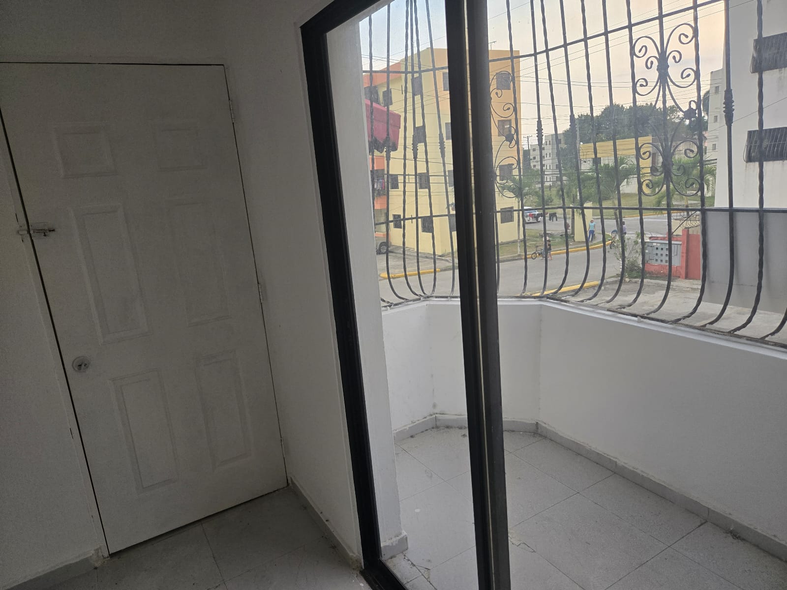 Vendo apartamento en Los Rosales Foto 7275816-2.jpg