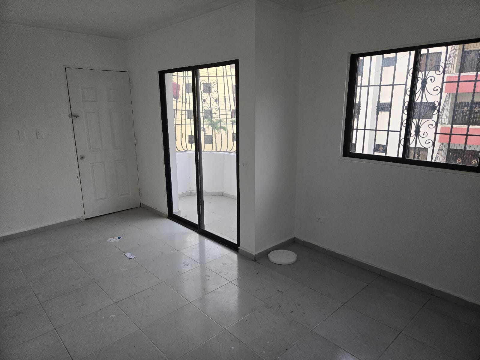 Vendo apartamento en Los Rosales Foto 7275816-3.jpg