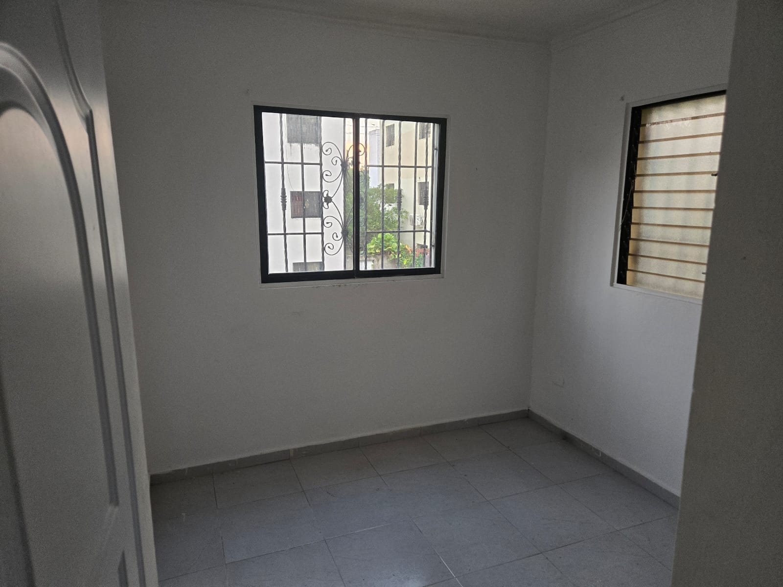 Vendo apartamento en Los Rosales Foto 7275816-8.jpg