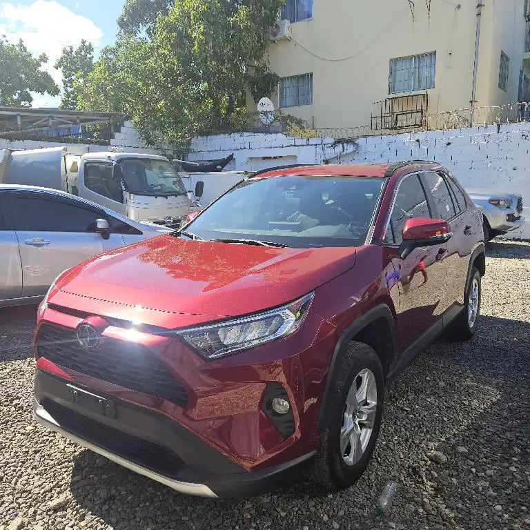 Toyoya rav4 2021 xle RAV4 Foto 7275831-1.jpg