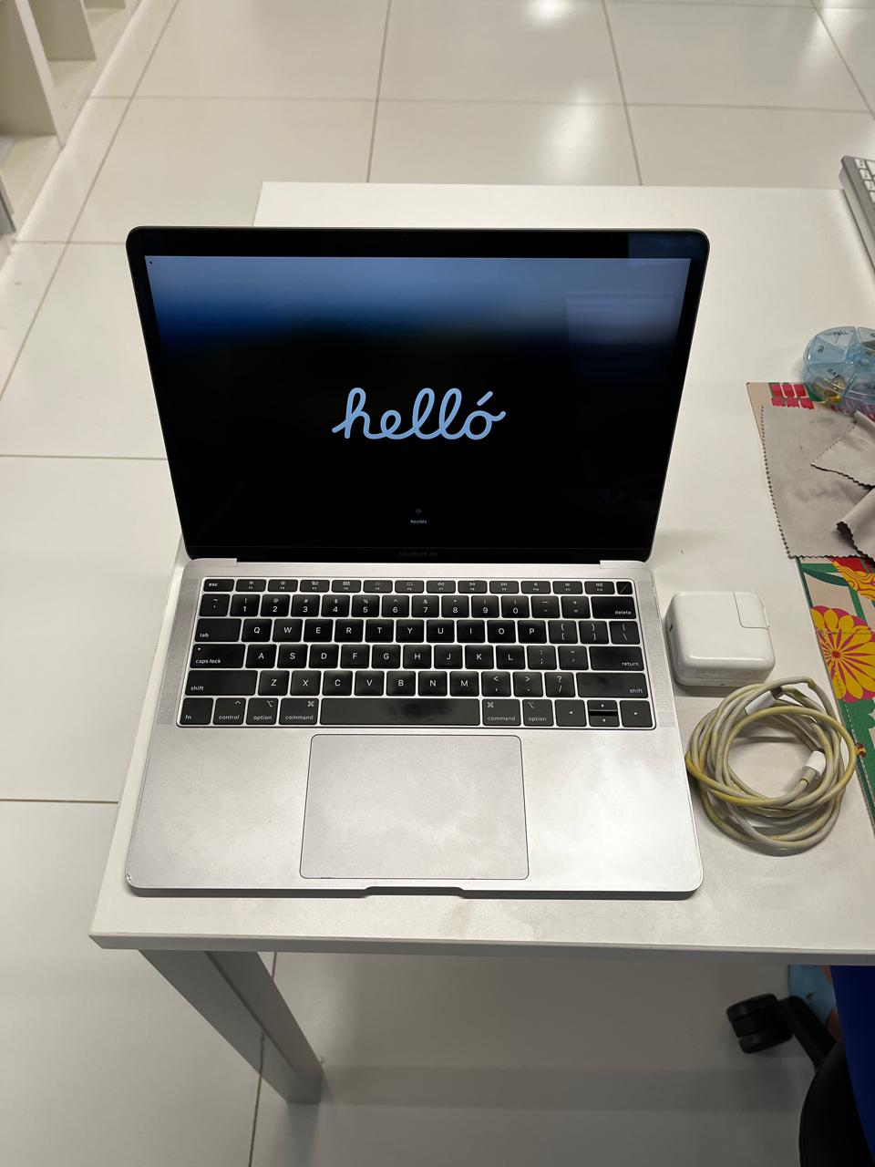 Macbook Air 13 2019 Foto 7275905-12.jpg