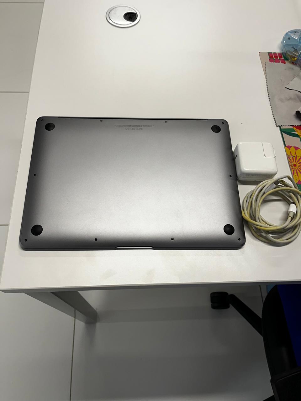 Macbook Air 13 2019 Foto 7275905-13.jpg