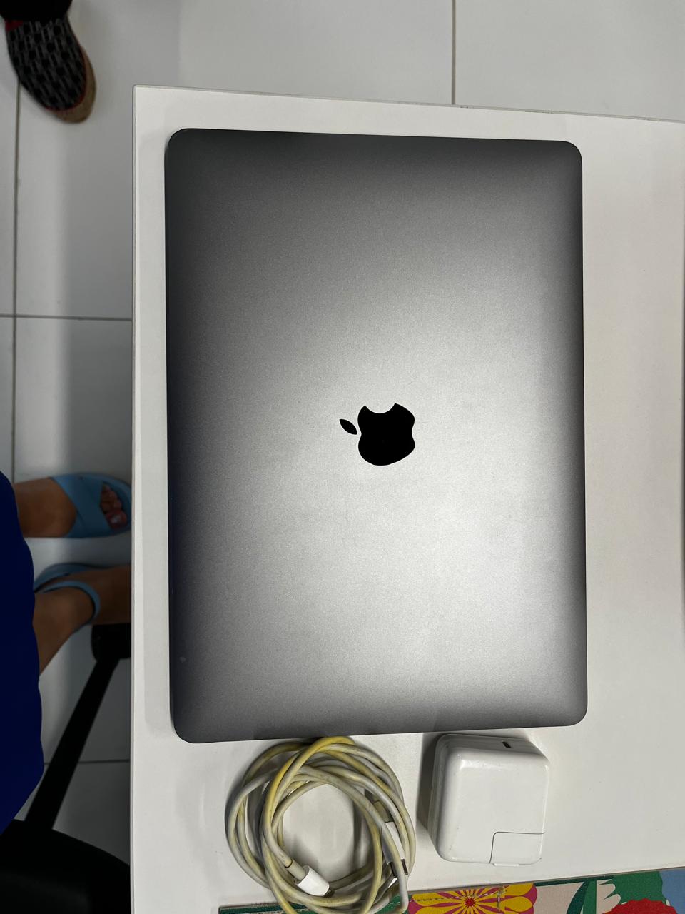 Macbook Air 13 2019 Foto 7275905-3.jpg