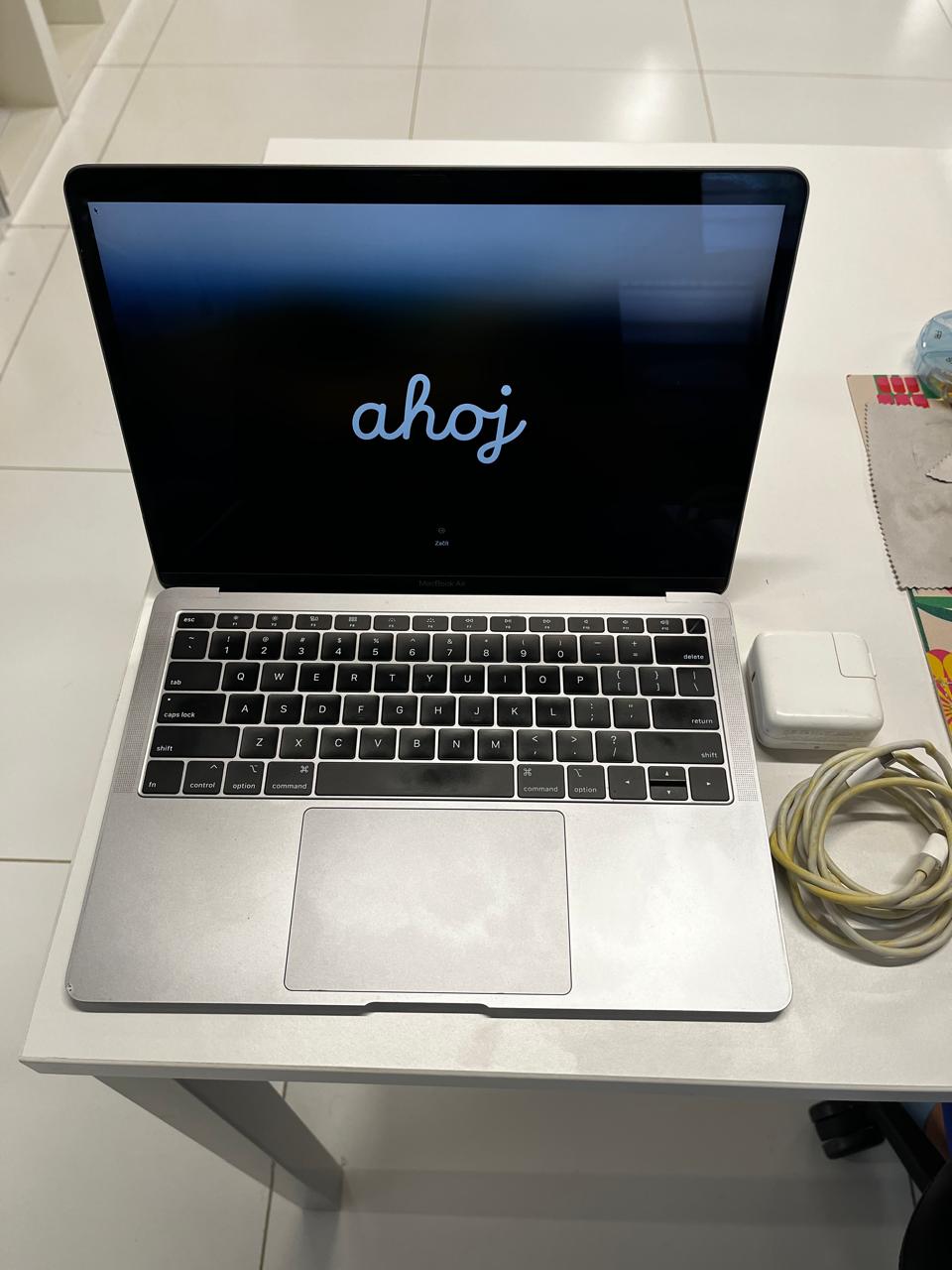 Macbook Air 13 2019 Foto 7275905-5.jpg