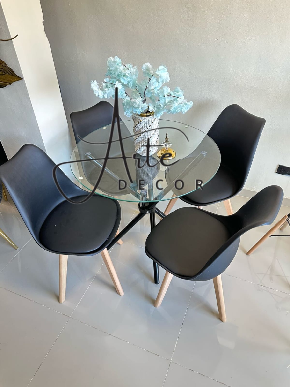 Comedor nordico acolchado  Foto 7275933-4.jpg