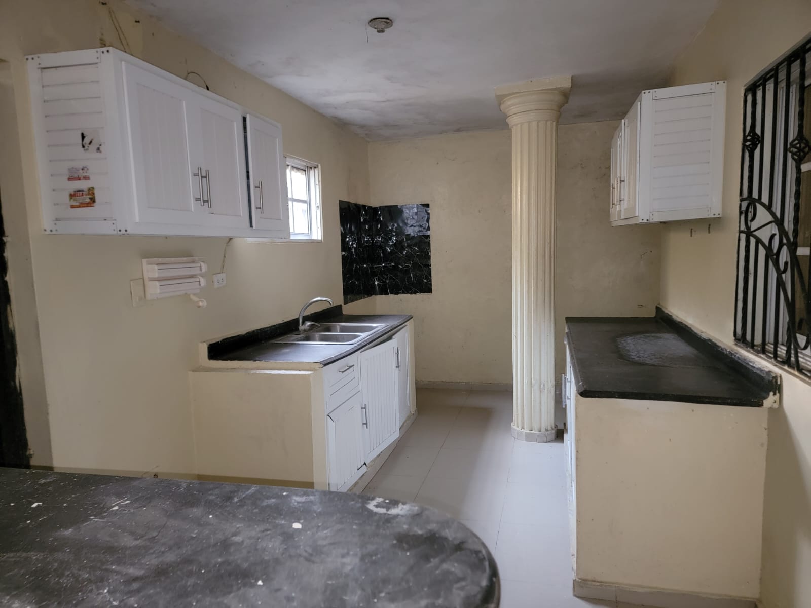 VENDO CASA DE 2 NIVELES EN LA URB. NARCISA II SANTO DOMINGO ESTE. Foto 7276211-7.jpg
