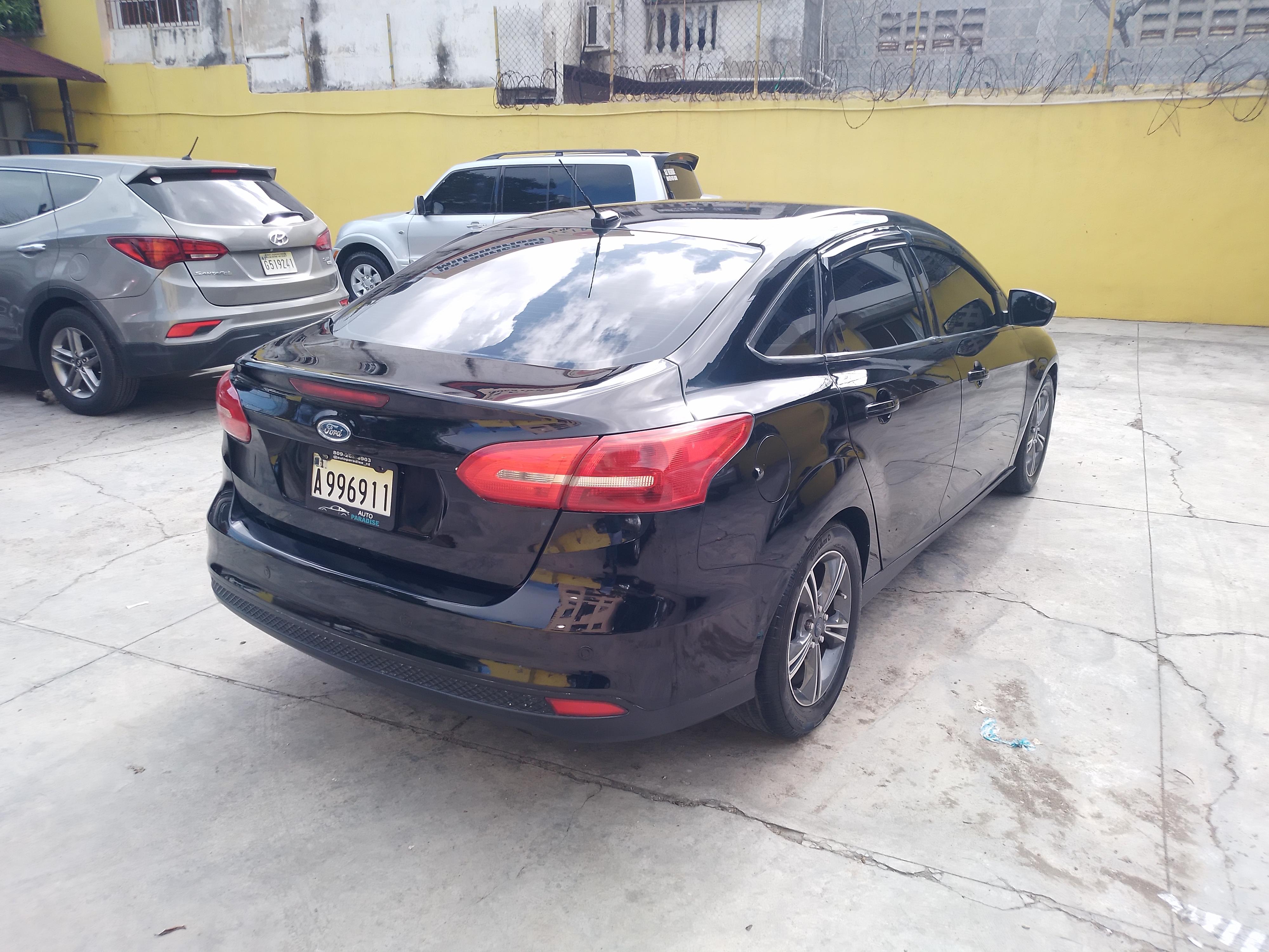 Ford Focus SE 2016 recibo vehículo Foto 7276246-3.jpg