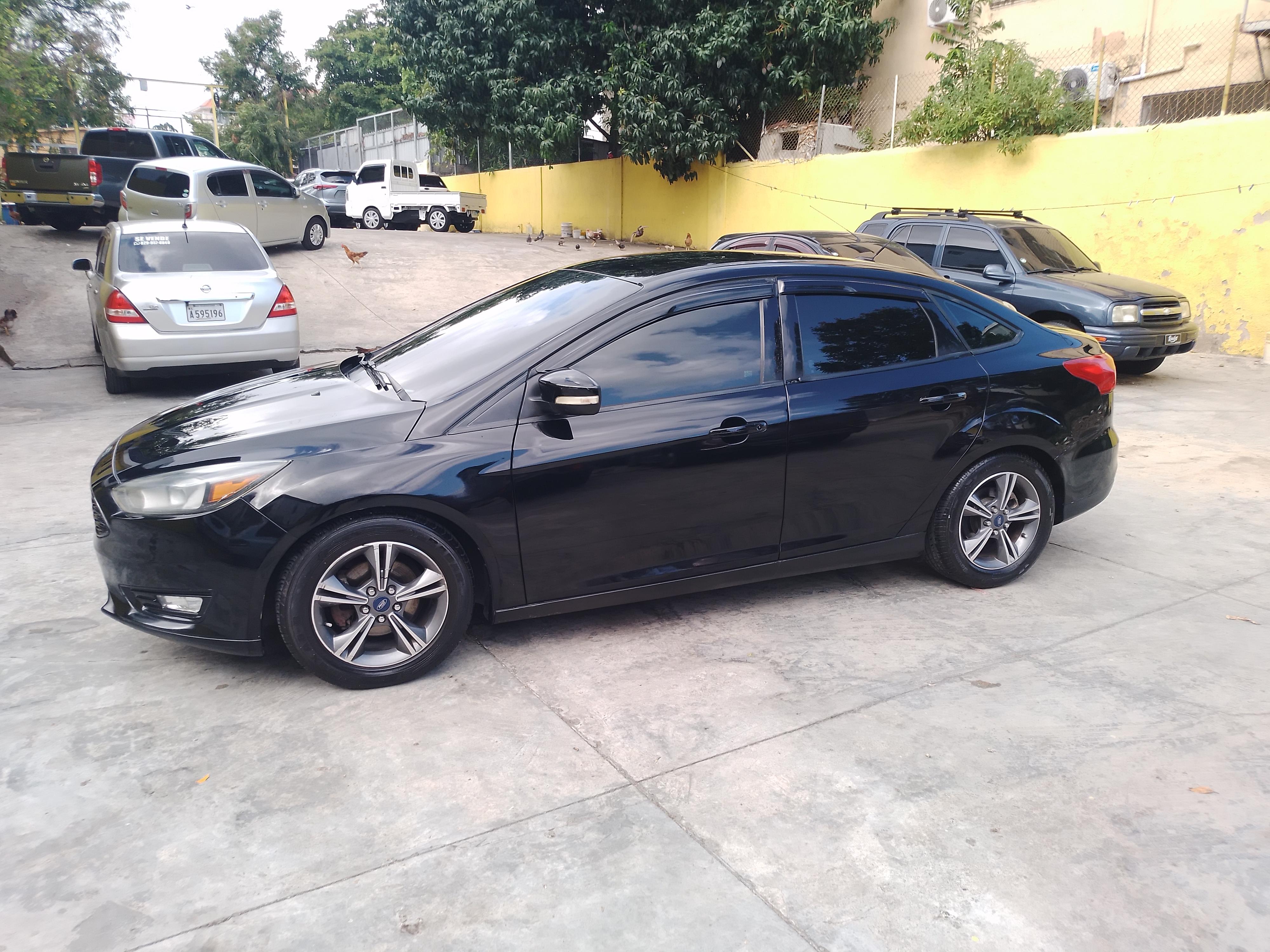 Ford Focus SE 2016 recibo vehículo Foto 7276246-5.jpg