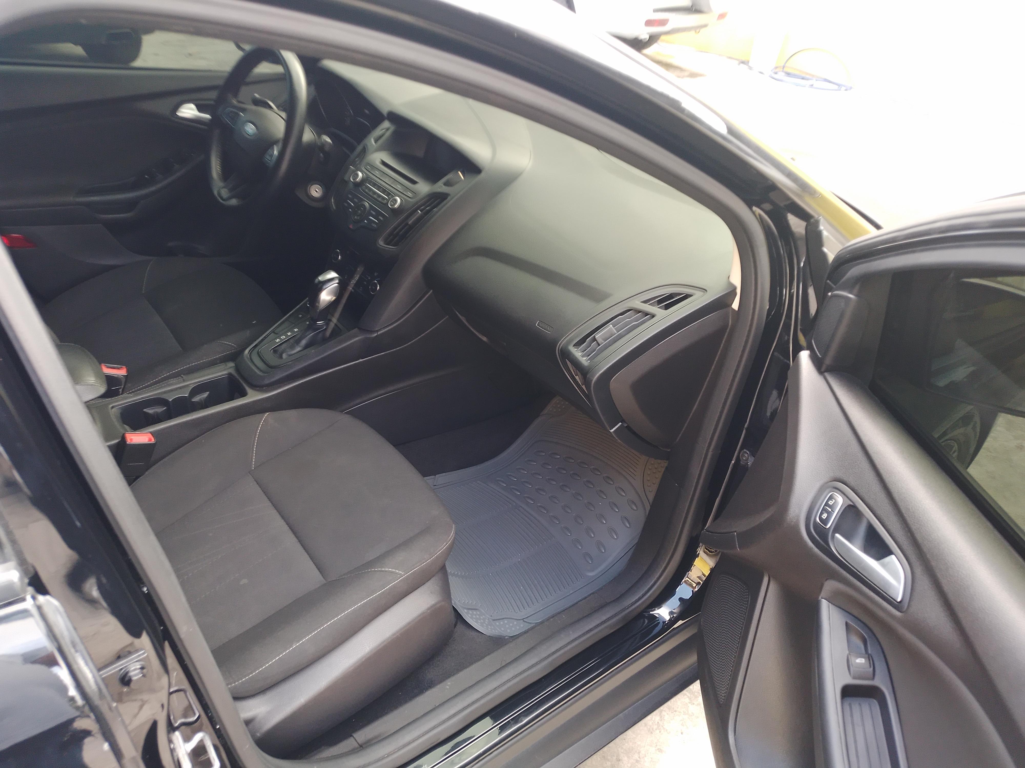 Ford Focus SE 2016 recibo vehículo Foto 7276246-7.jpg