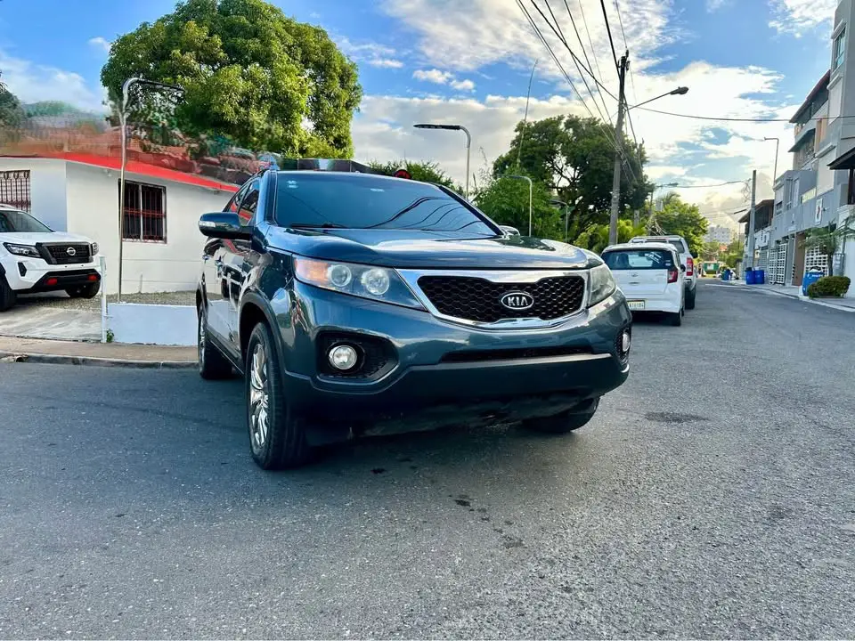 KIA SORENTO 2011 Foto 7276288-2.jpg