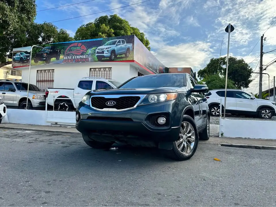 KIA SORENTO 2011 Foto 7276288-9.jpg