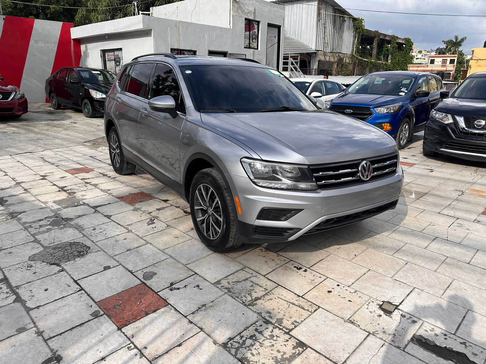 VOLKSWAGUER TIGUAN GRIS 2020 AMERICANO RECIEN IMPORTADO Foto 7276330-3.jpg