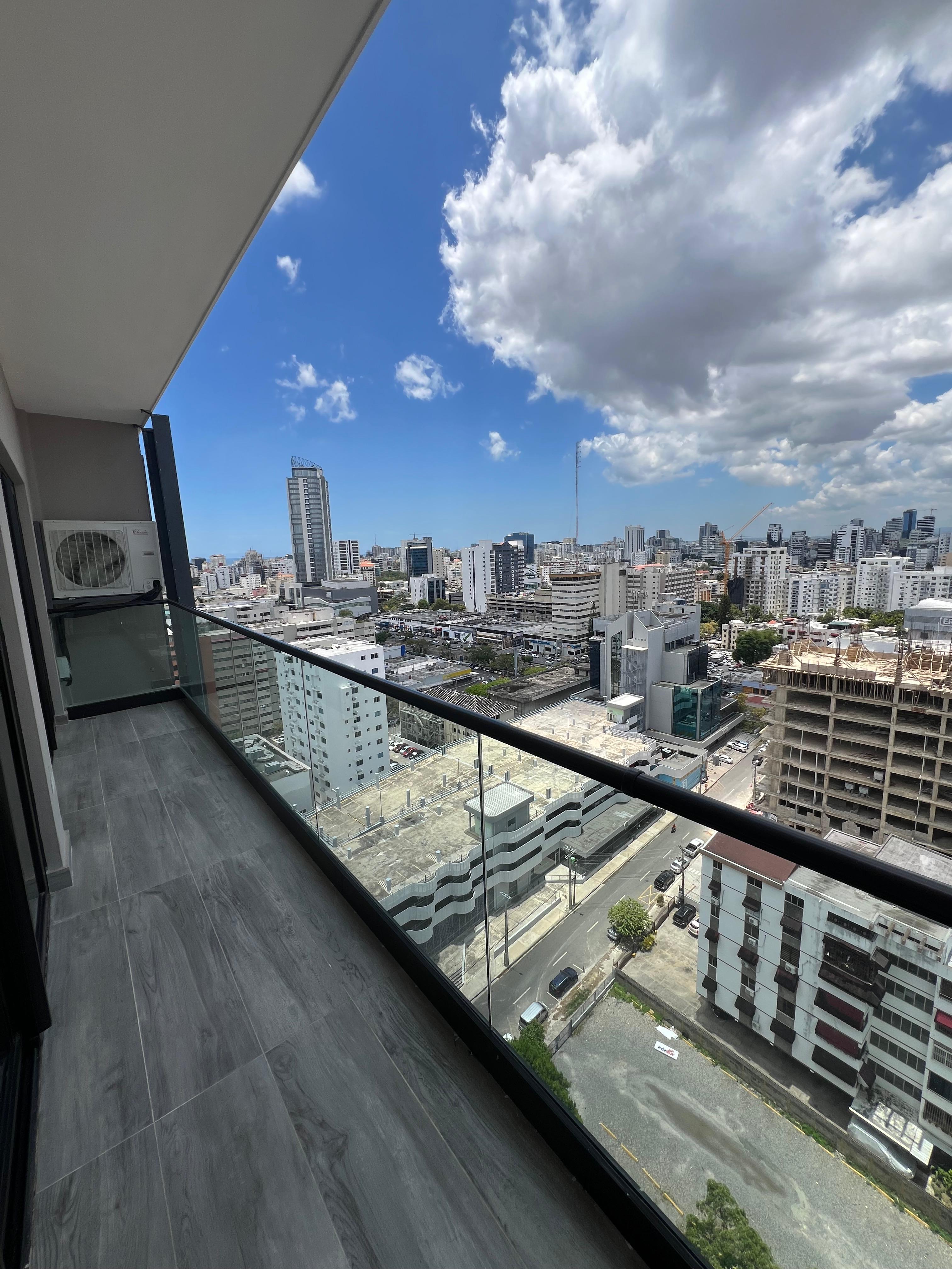 Apartamento Tipo Loft amueblado en venta en el Naco Foto 7276474-10.jpg