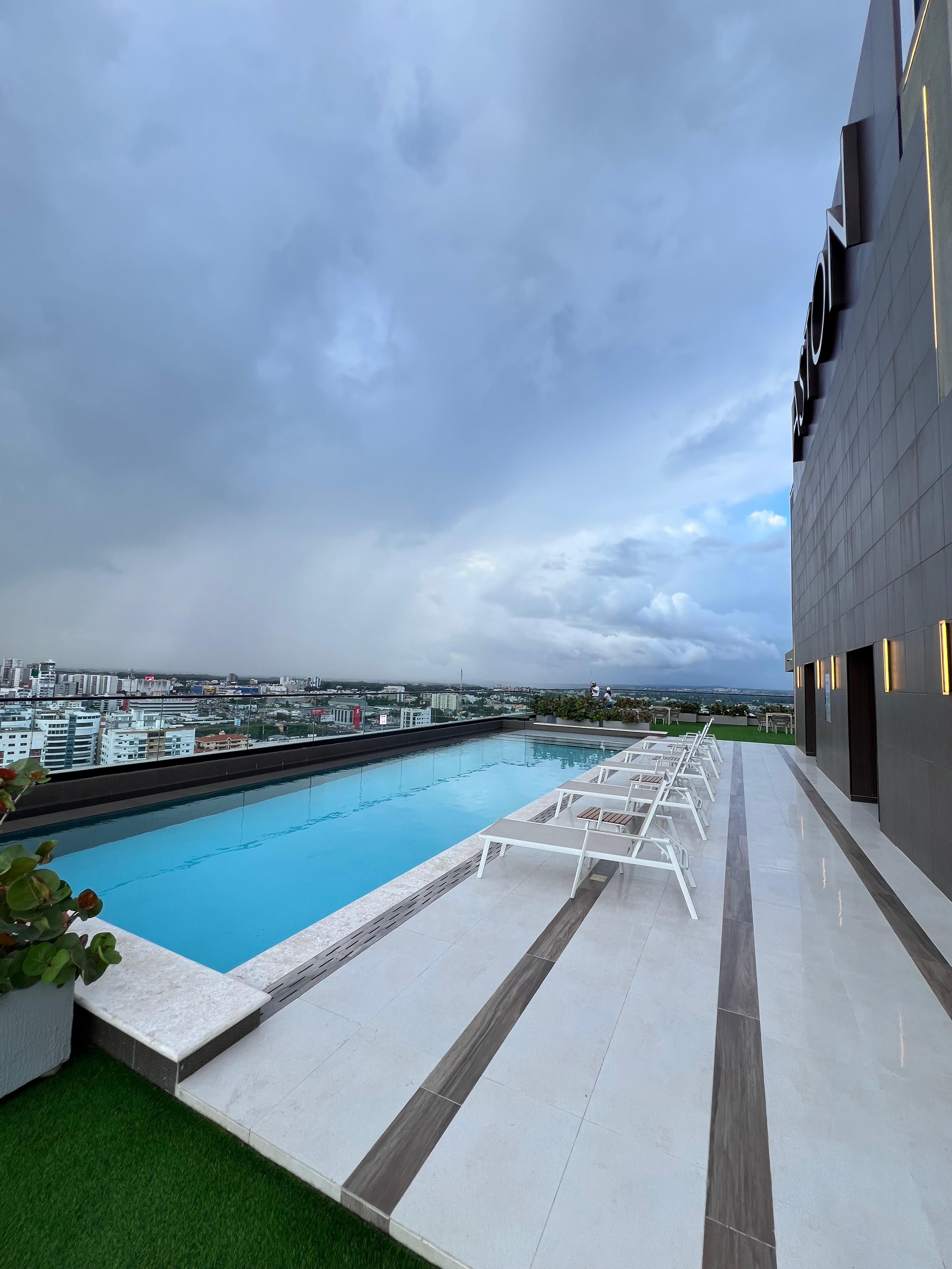 Apartamento Tipo Loft amueblado en venta en el Naco Foto 7276474-3.jpg
