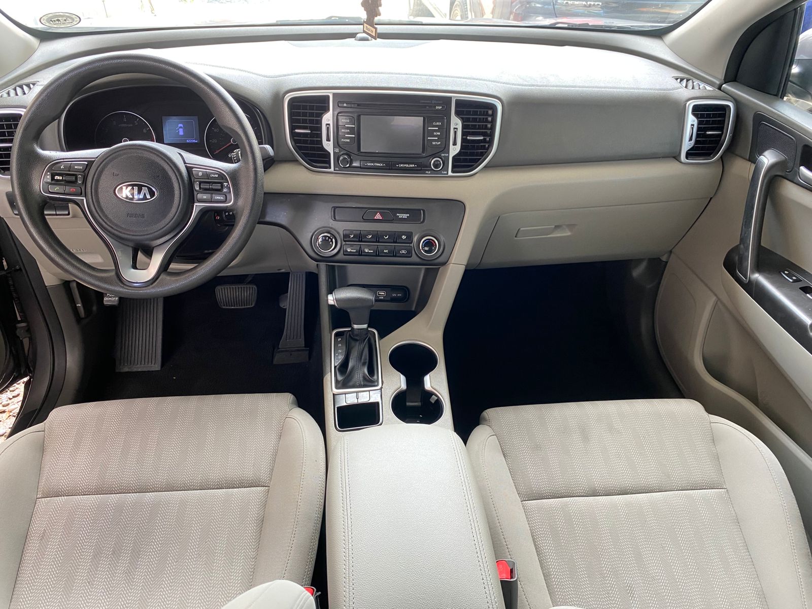 KIA SPORTAGE LX 2019  Foto 7276501-6.jpg