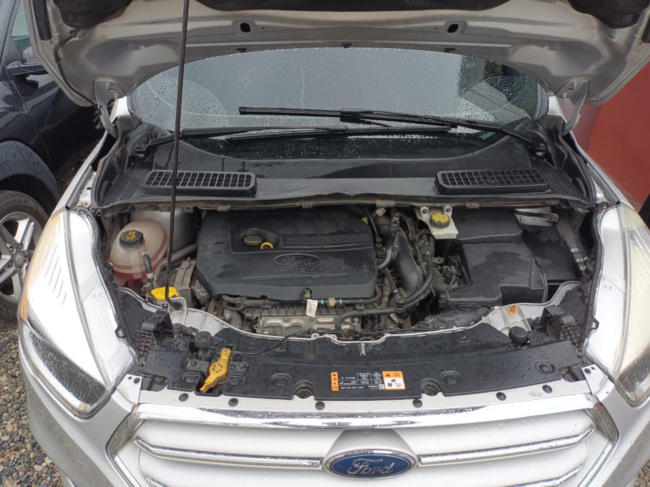 FORD ESCAPE 2018 Foto 7276839-9.jpg
